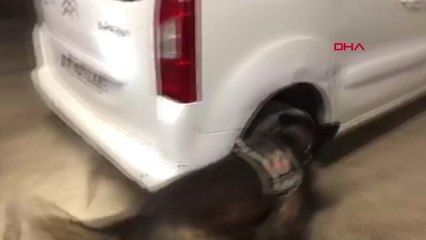 Van Kamyonetin Motorunda 29 Kilo 795 Gram Eroin Ele Geçirildi