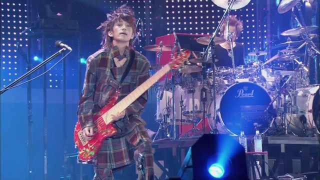 L'Arc～en～Ciel/15th L'Anniversary LIVE〈2… Amazon.co.jp: 15th L'Anniversary Live(Blu-ray Disc) : ラルク・アン