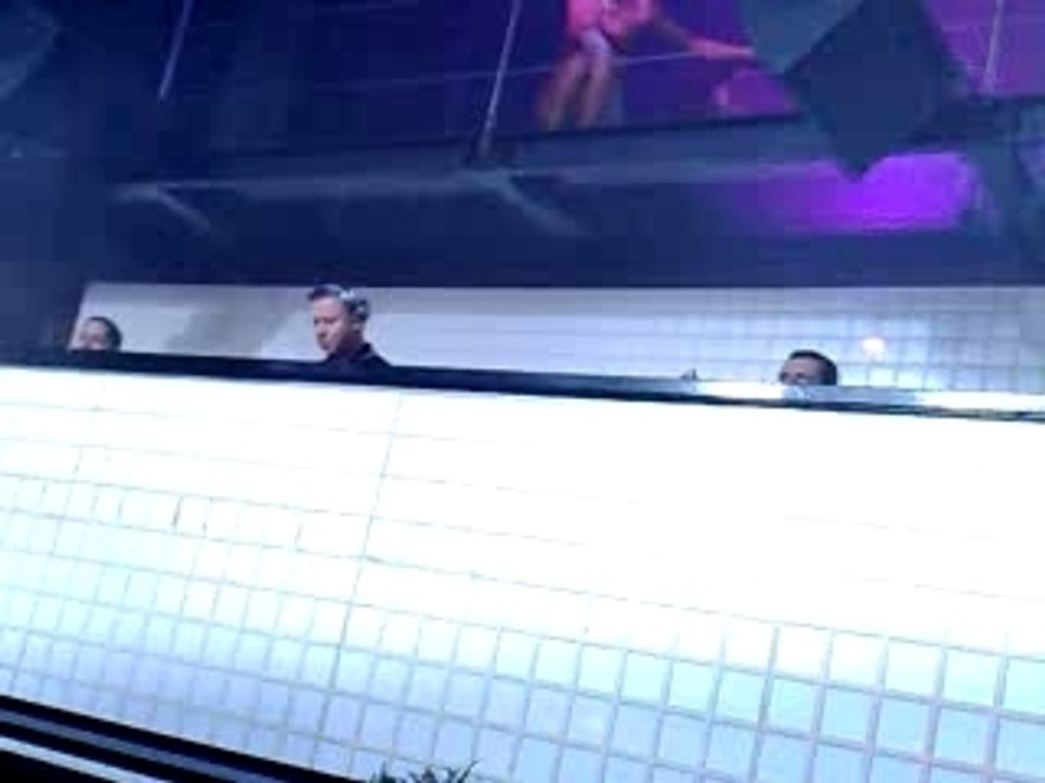 John Dahlback - blink (dim chris remix)