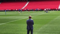 Monchi, Presente en el Entrenamiento del Sevilla en el Sánchez Pizjuán