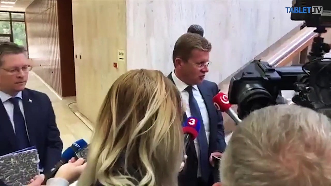 ZÁZNAM: Brífing ministra hospodárstva P. Žigu