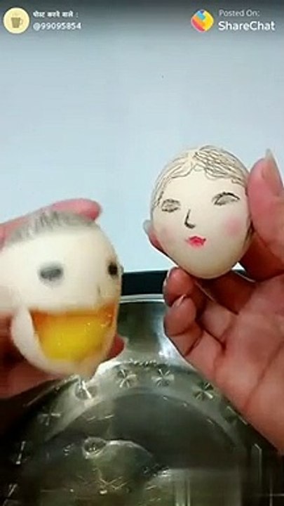 Kissing eggs