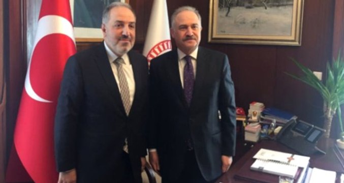 AK Parti'li Mustafa Yeneroğlu'ndan Saldırıya Uğrayan CHP'li Levent Gök'e Geçmiş Olsun Ziyareti