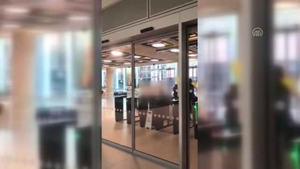 Terör Örgütü Destekçileri TRT World Ofisine Girmeye Çalıştı