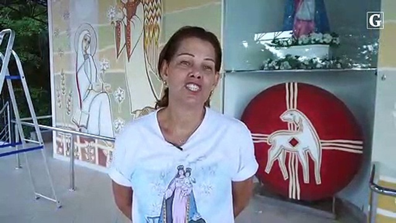 Flores para coroar Nossa Senhora da Penha