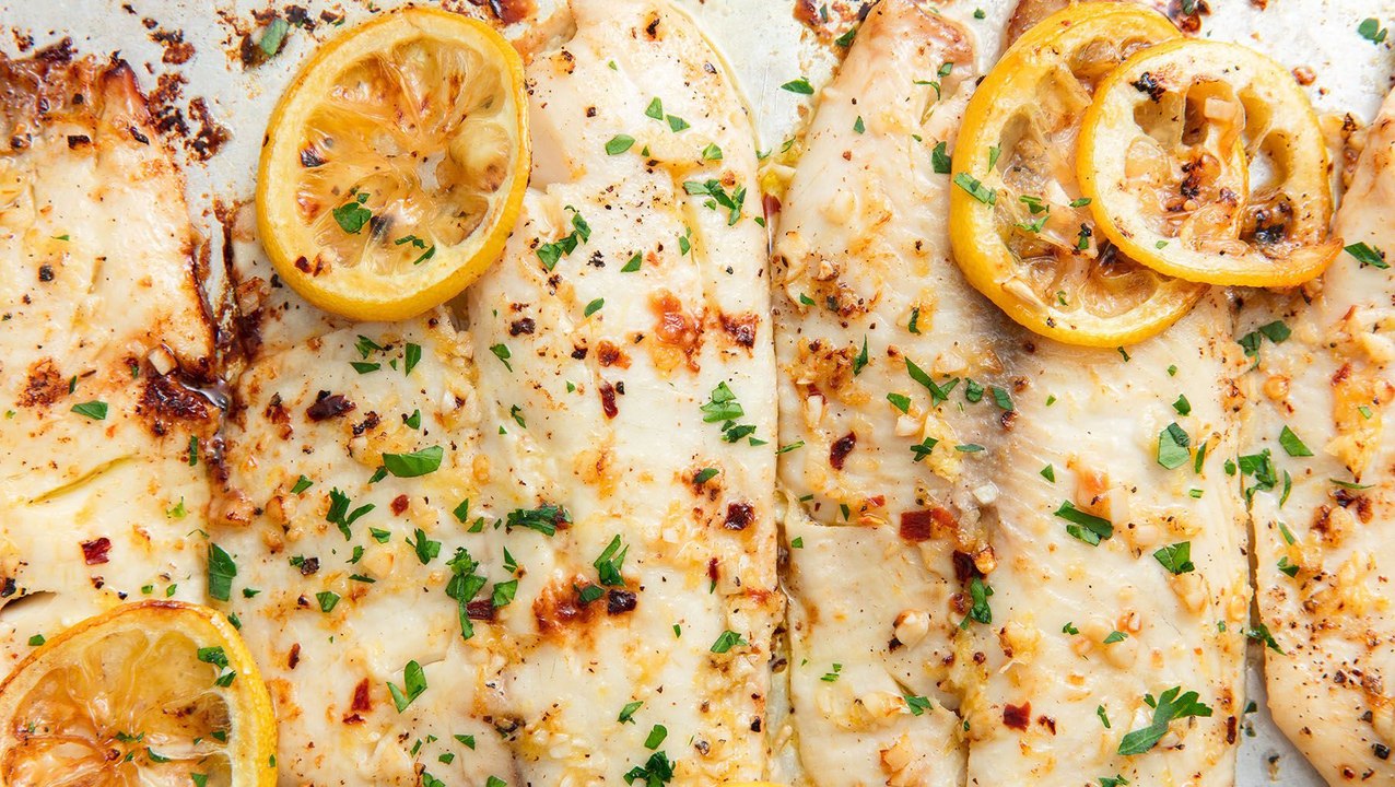 Garlicky Lemon Baked Tilapia Is Ridiculously Si...
