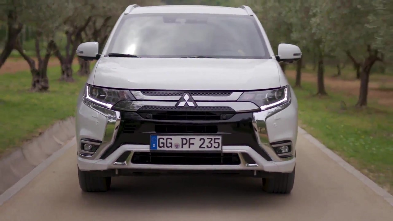 Mitsubishi Outlander Plug-in Hybrid - 200.000 Technologie-Trendsetter weltweit