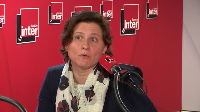 Roxana Maracineanu : C'est intéressant que les sports qui gagnent le plus d'argent aient cette idée de solidarité avec les autres sports dits mineurs, pour que la diversité des sports continue à exister