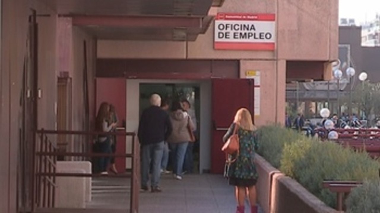 España pierde 93.400 empleos hasta marzo y baja de 19,5 millones de ocupados