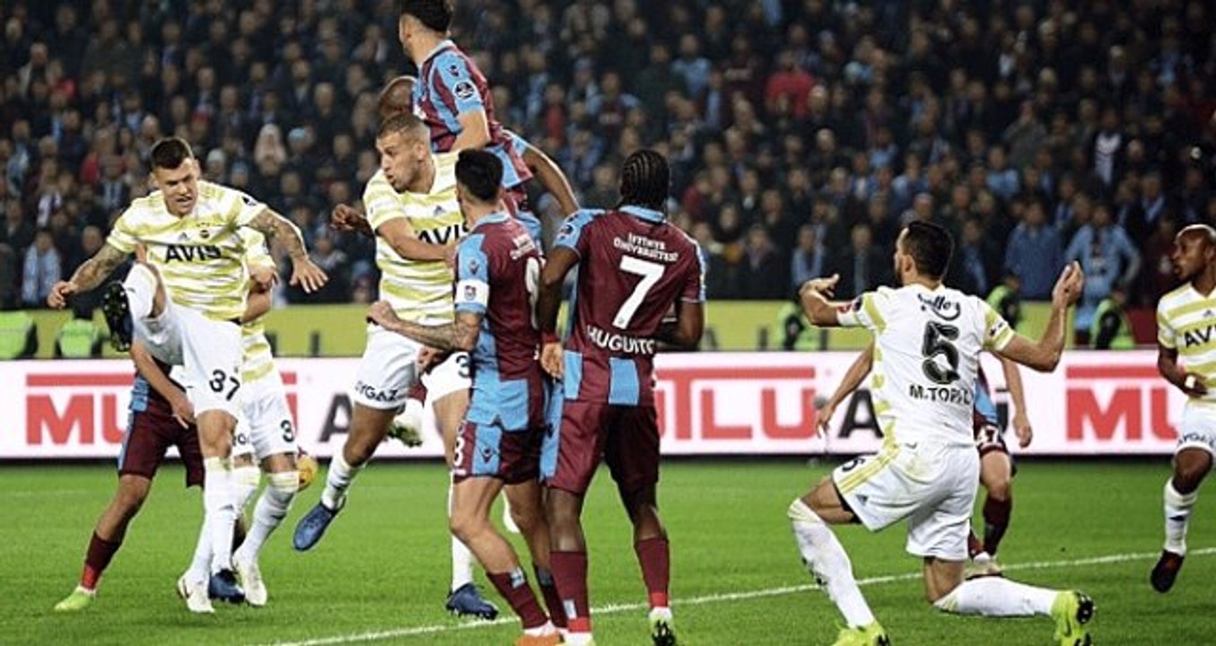 Fenerbahçe-Trabzonspor Maçını Cüneyt Çakır Yönetecek