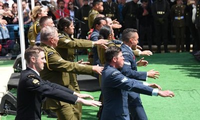 Atalarını 'haka' dansı ile andılar
