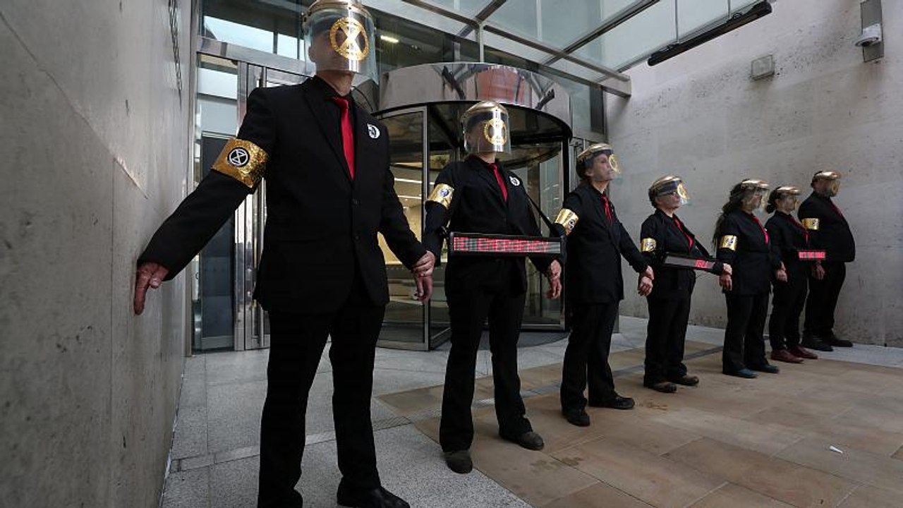 Zusammengeklebt für den Klimaschutz