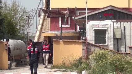 Tekirdağ'da 2 Katlı Evi Uyuşturucu İmalathanesine Çevirmişler