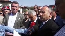 Protokol üyeleri tahta arabalarla yokuş aşağı yarıştı