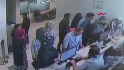 Şanlıurfa Hastanede Görevliye Tokat Attı, Kaçarken Cam Kapıya Çarparak Yaralandı