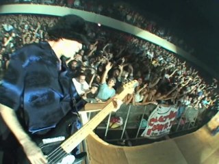 Charlie Brown Jr. - Papo Reto (Ao Vivo Em São Paulo / 2004)
