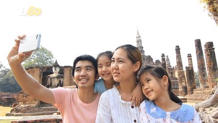 This is When Kids Should Start Footing the Bill on Family Vacations