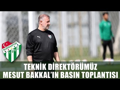 Teknik Direktörümüz Mesut Bakkal Akhisarspor Maçı Öncesi Basın Toplantısı Düzenliyor