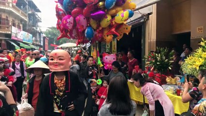 Vietnamese traditional game - Masks