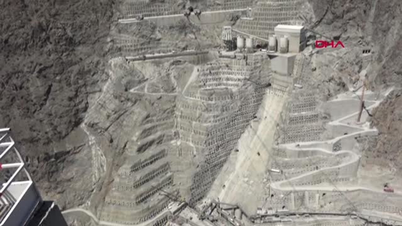 Artvin Türkiye'nin En Yüksek Barajı ve Hes Projesinin Yüzde 65'i Tamamlandı