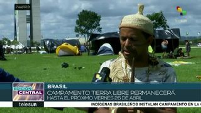 Indígenas llegan a Brasilia para reivindicar su derecho a la tierra