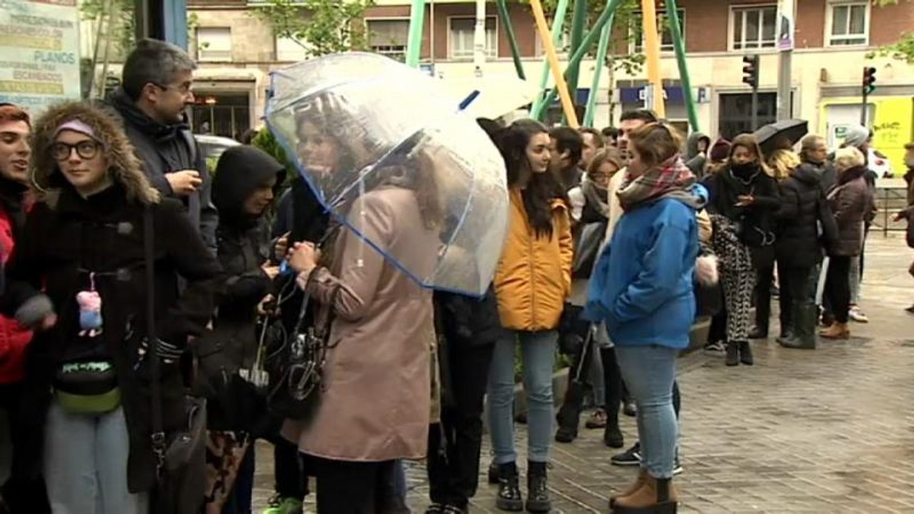 Wegen Briefwahl: riesiger Andrang auf spanische Postämter