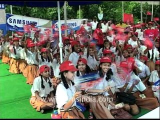 Delhi students carry the Olympic torch!