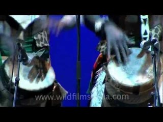 Zambian dance  grooves!
