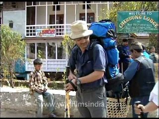 Heading towards Cherdung Lodge on the way to Everest