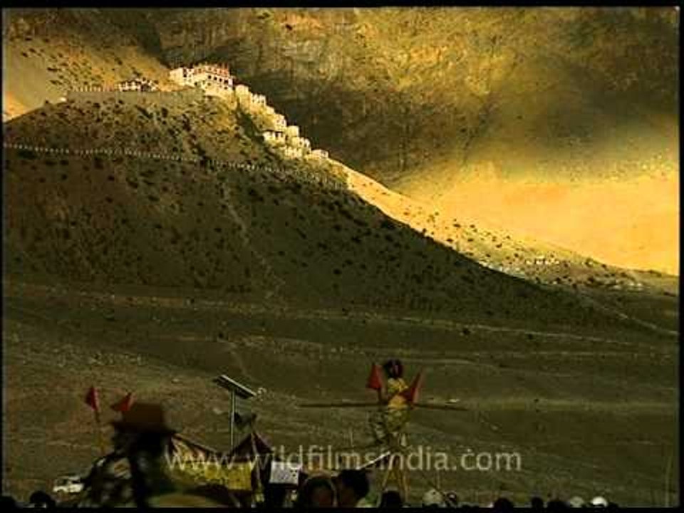 Pilgrims throng spiti kalchakra!