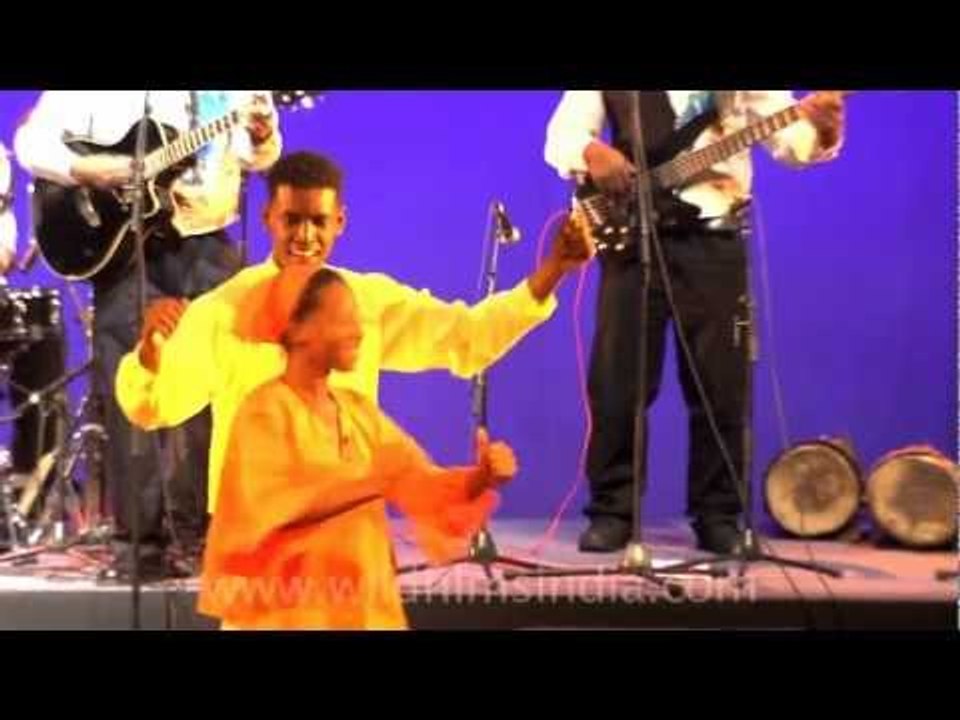 Tropical Seychelles island dance!