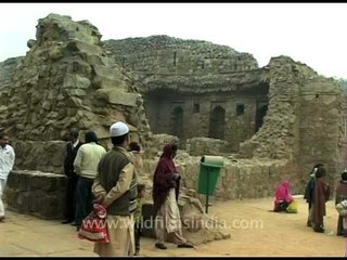 Eid brings no joy to city beggars, Feroz Shah Kotla