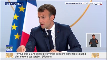 Emmanuel Macron sur la laïcité: "La loi de 1905 est notre pilier"