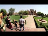 Going to the Taj Mahal in Agra