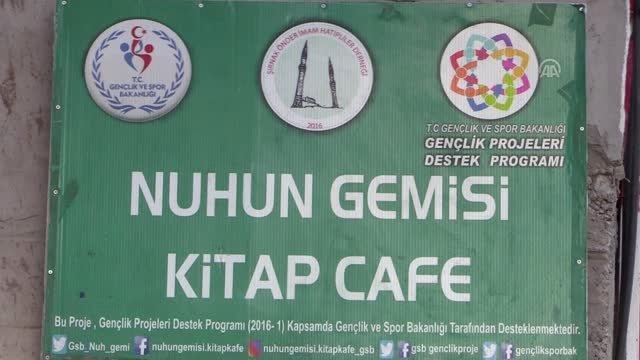 Şırnak'ta Öğrenciler Kitap Kafede Geleceğe Hazırlanıyor