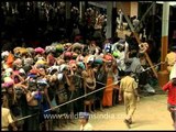 Cops control the frenzy of Lord Ayappans' devotees