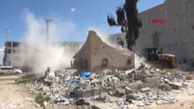 Şanlıurfa Metruk Binalar Yıkıldı, Suriyeliler Evsiz Kaldı