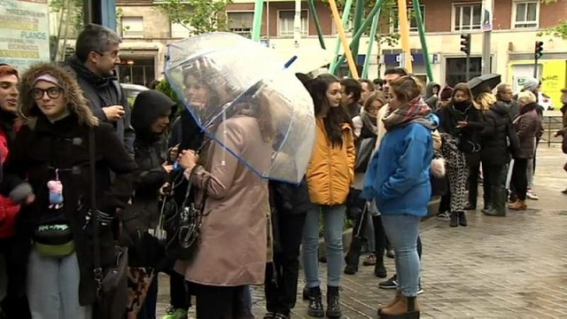 Испанцы не успевают проголосовать