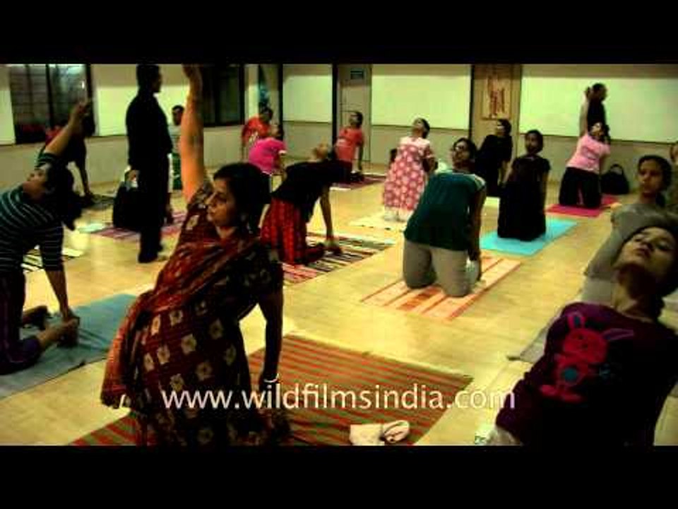 Vajrasana - Yoga sitting position for mental peace and energetic feel!