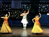Kathak performance by professional Indian dancers!