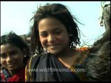 Indian rag picker girl sharing her life on-camera
