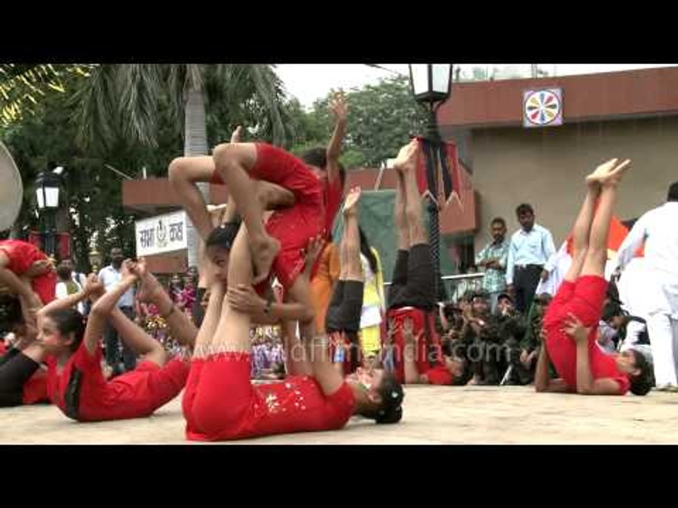 Children performing gymnastics on Independence day at Wagah Border