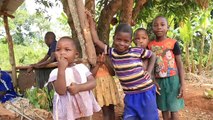 فتاة أوغندية تبتكر صابونا يمنع لدغات البعوض الناقل للملاريا