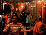 Foreign shoppers at the Pushkar mela, Rajasthan