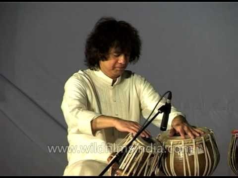 Zakir Hussain performs at the musical concert at Surajkund