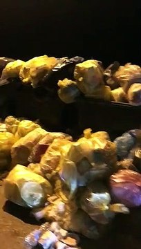 Andria: dopo le festività, piramidi di rifiuti nelle campagne. A cosa servono gli auguri se nel 2019 la città condanna la sua salute con il suo malcostume?