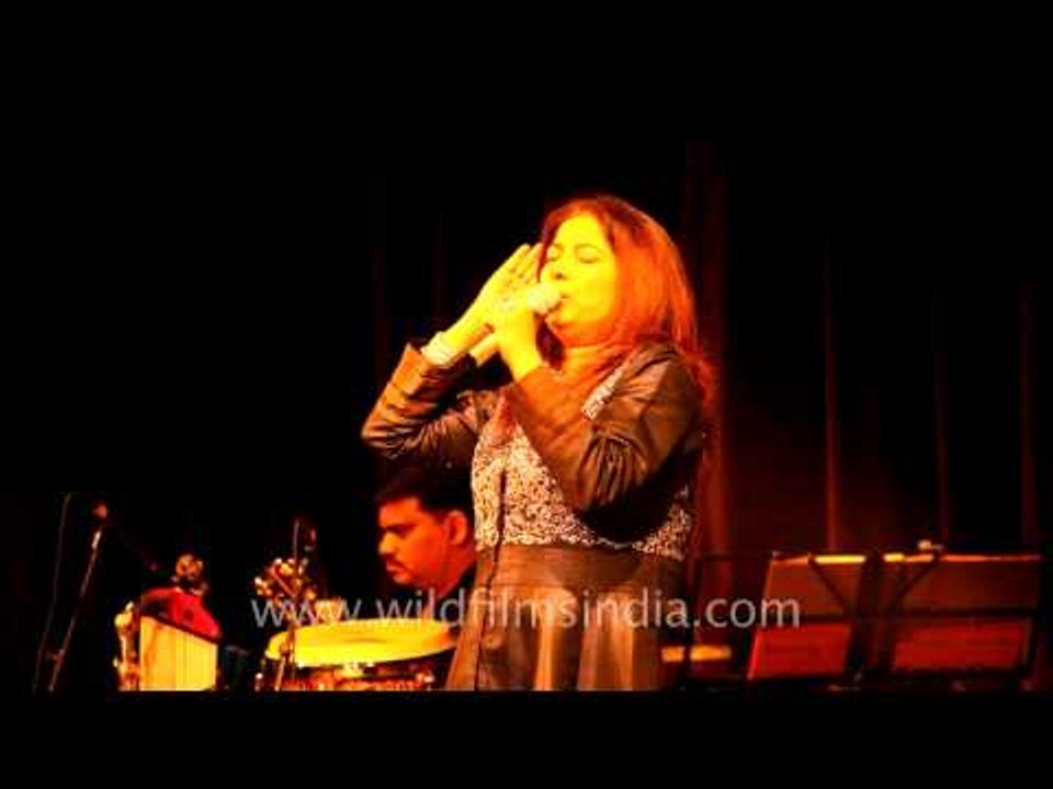 Rekha Bhardwaj sings Zikr a sufi song at the Writer's festival, Mussoorie