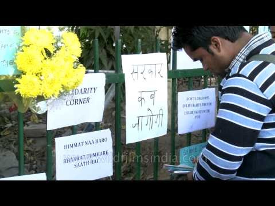 Solidarity corner at Safdarjung Hospital gate for physical assault victim, Delhi