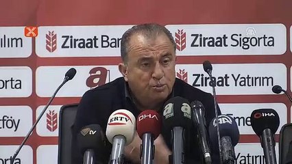 Terim: "Kupalara layıksın Galatasaray"