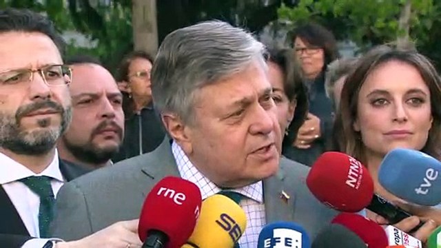 Casado ficha al padre de Leopoldo López para las elecciones europeas